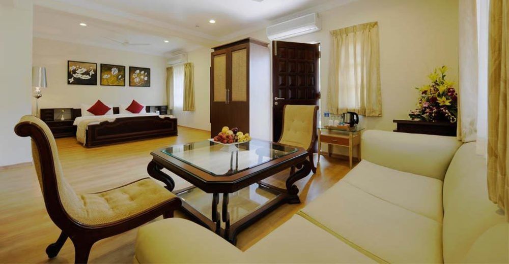 Deltin Palms Riverfront Panaji Exterior photo